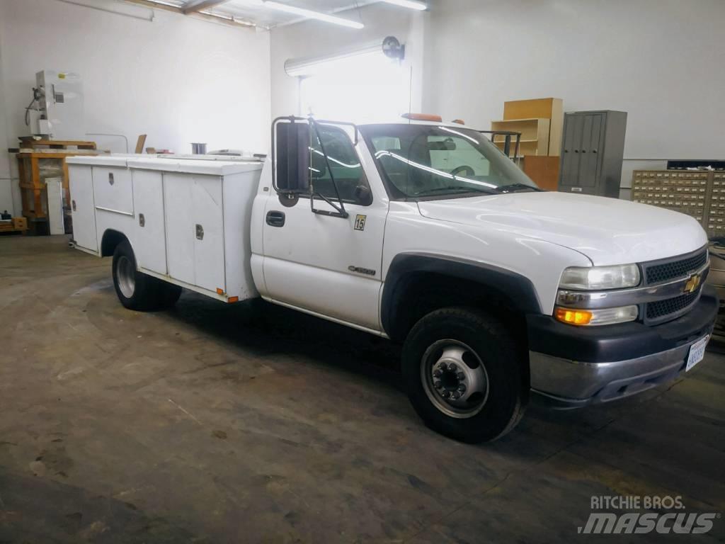 Chevrolet 3500 Бортовые фургоны