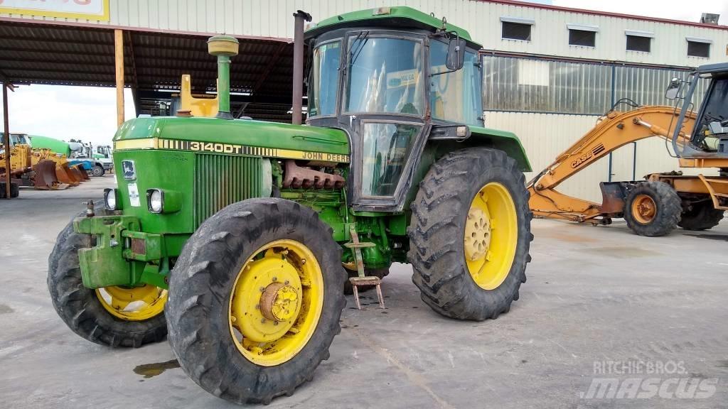 John Deere 3140 DT Трактора