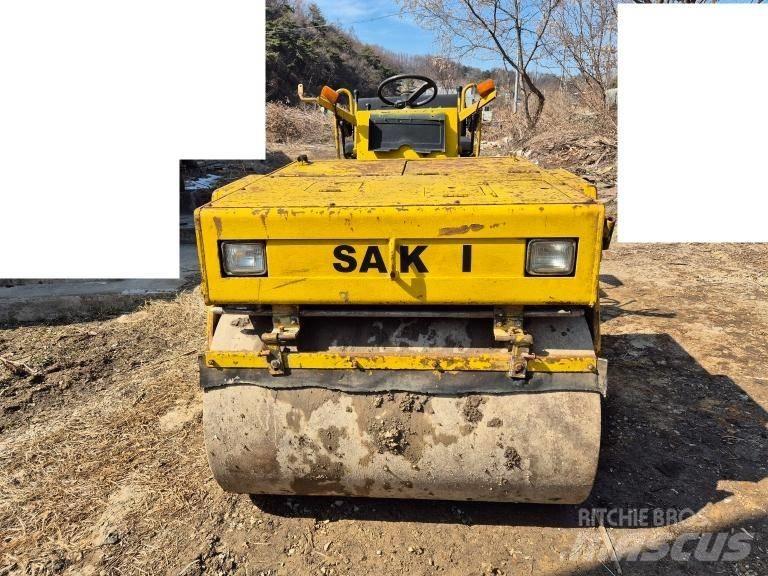 Sakai TW 500 Катки тротуарные