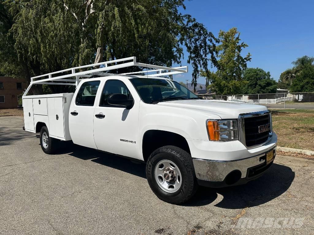 GMC Sierra 2500 HD Бортовые фургоны