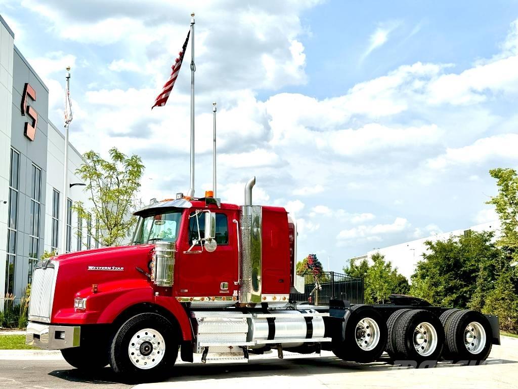 Western Star 4900 SB Седельные тягачи