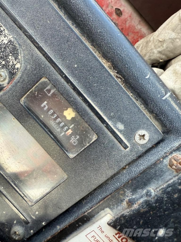 Manitou BT 420 Телескопические погрузчики