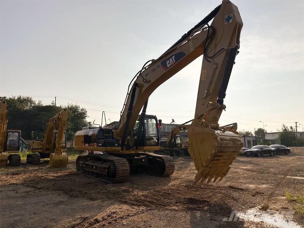 CAT 330 D Гусеничные экскаваторы