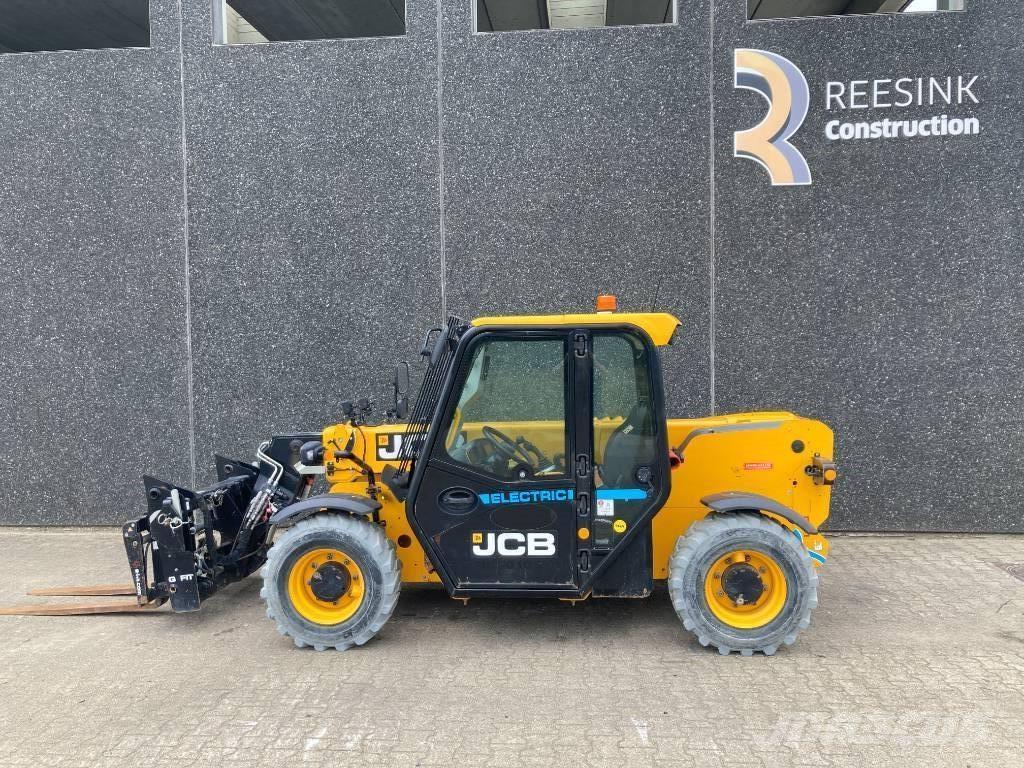 JCB 525-60 E Телескопические погрузчики