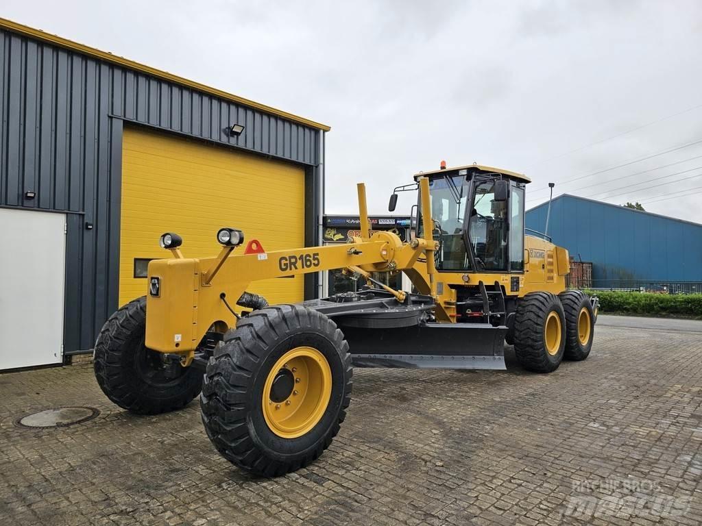 XCMG GR165 Грейдеры