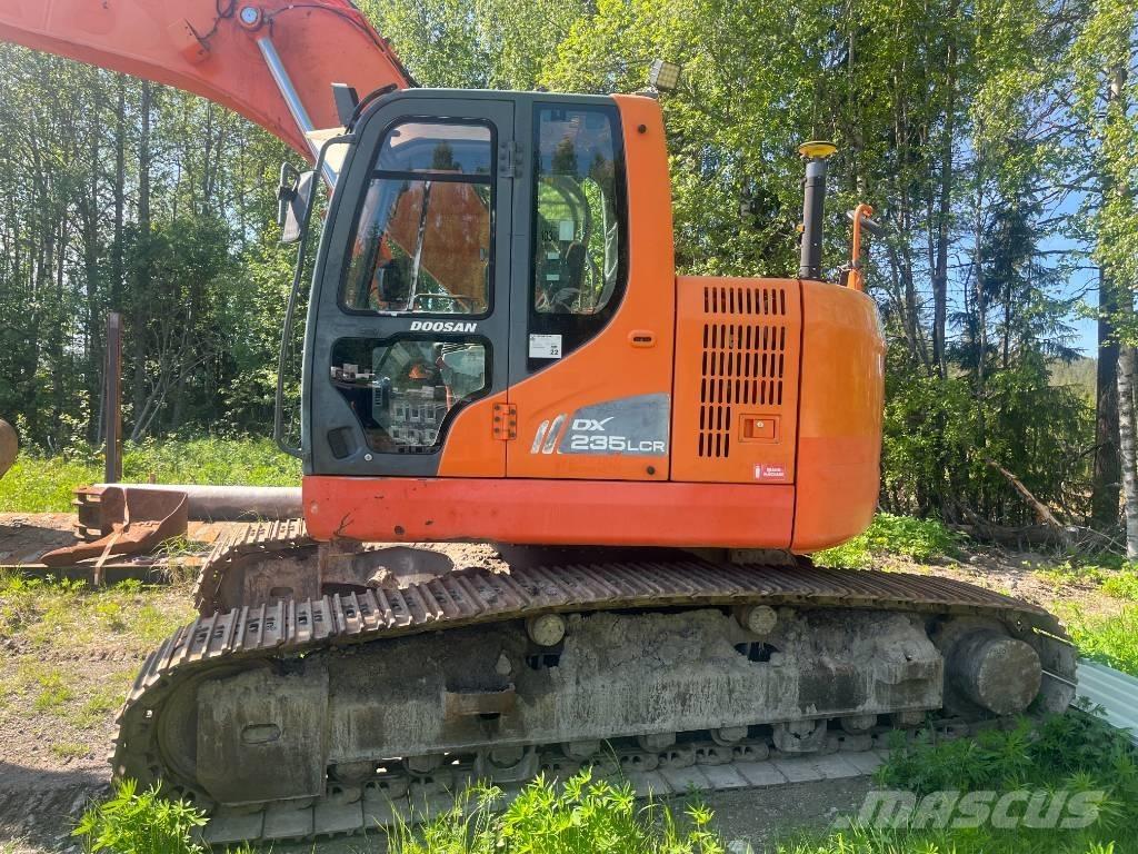 Doosan 235 LCR Гусеничные экскаваторы