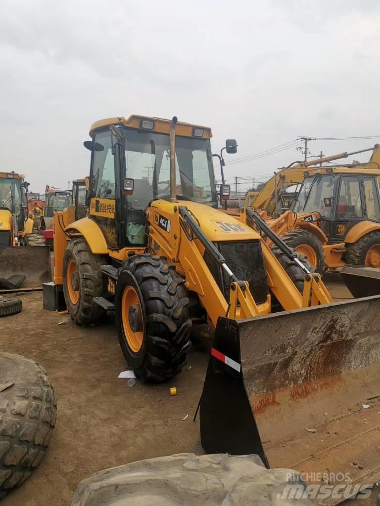 JCB 4 CX Экскаваторы-погрузчики