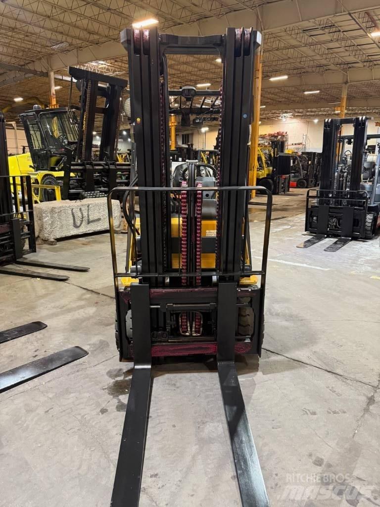 CAT 2C 6000 Другие складские механизмы