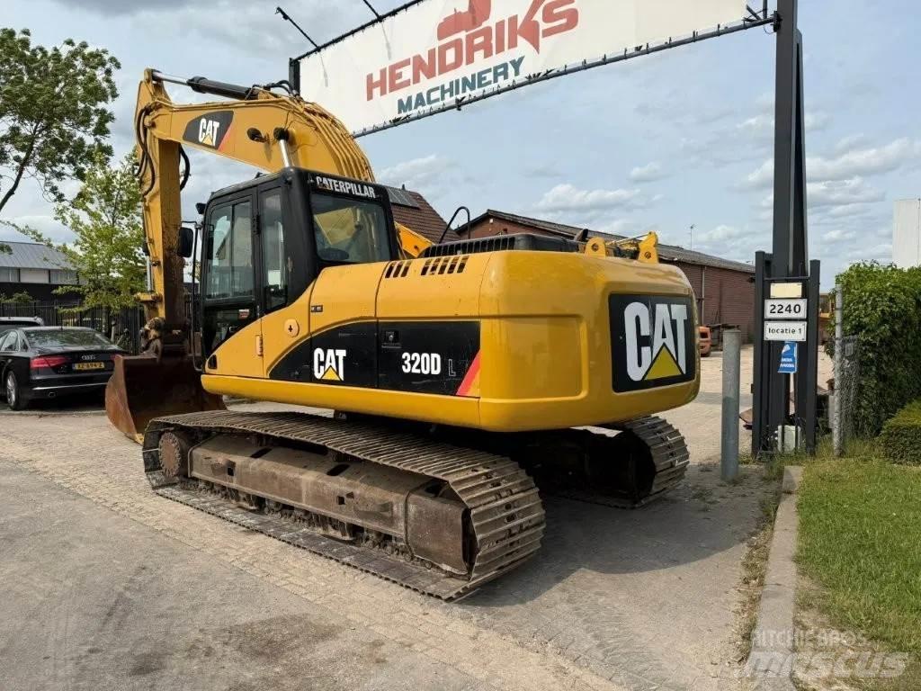 CAT 320DL Гусеничные экскаваторы