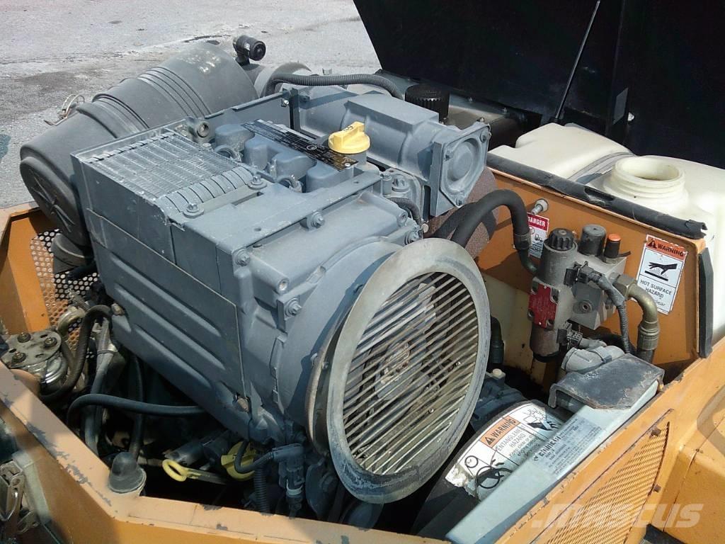 CASE DV 202 Катки тротуарные