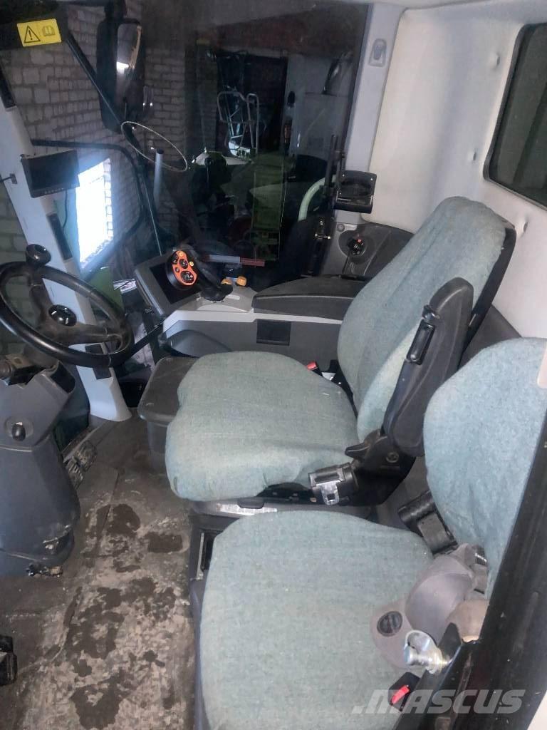 CLAAS Lexion 770 Зерноуборочные комбайны
