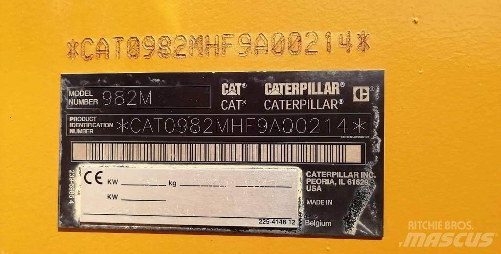 CAT 982 M Фронтальные погрузчики
