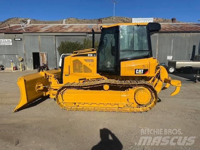 CAT D 5 Гусеничные бульдозеры