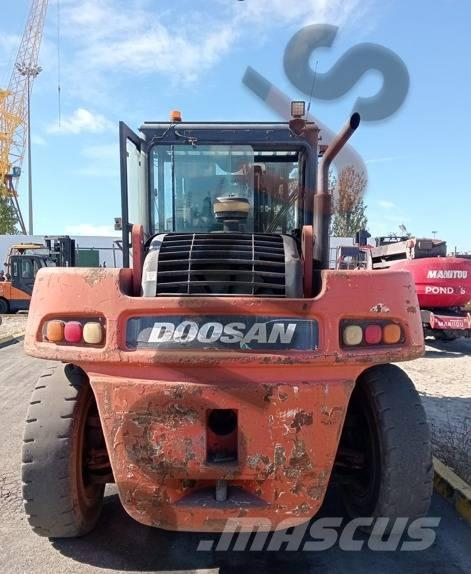Doosan D160S-5 Дизельные погрузчики