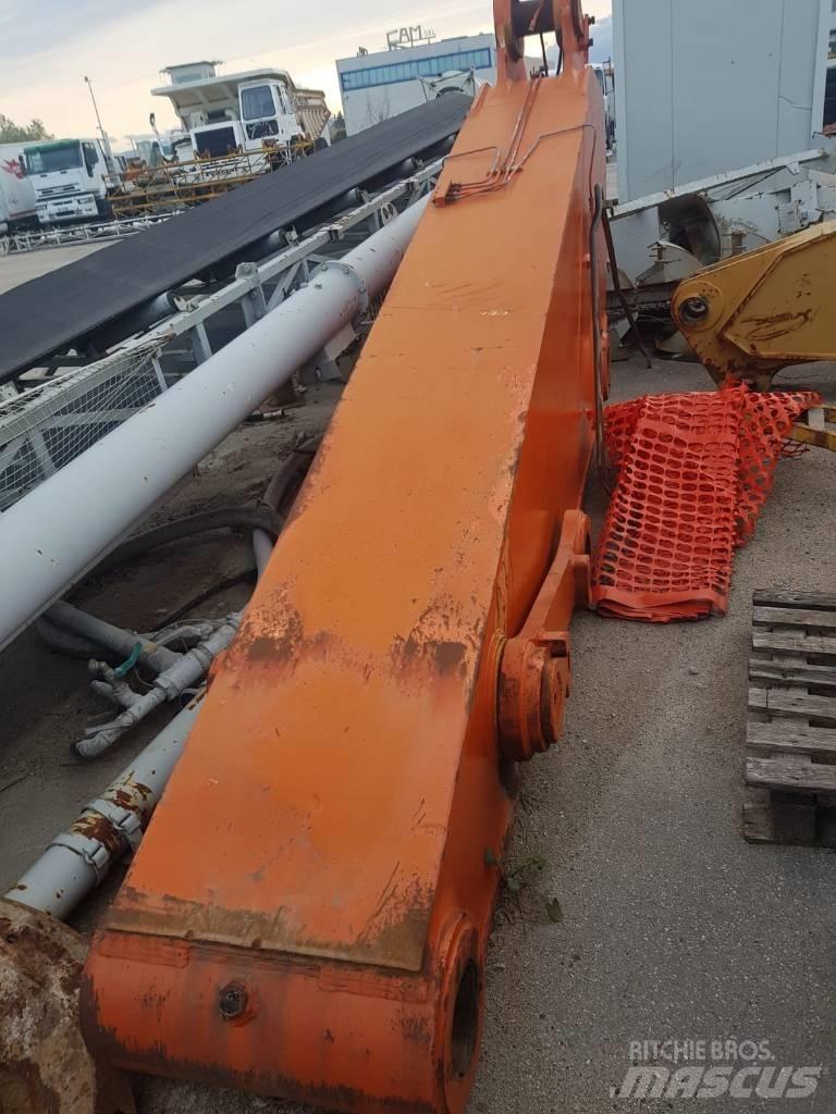 Hitachi EX700 Боны и ковши