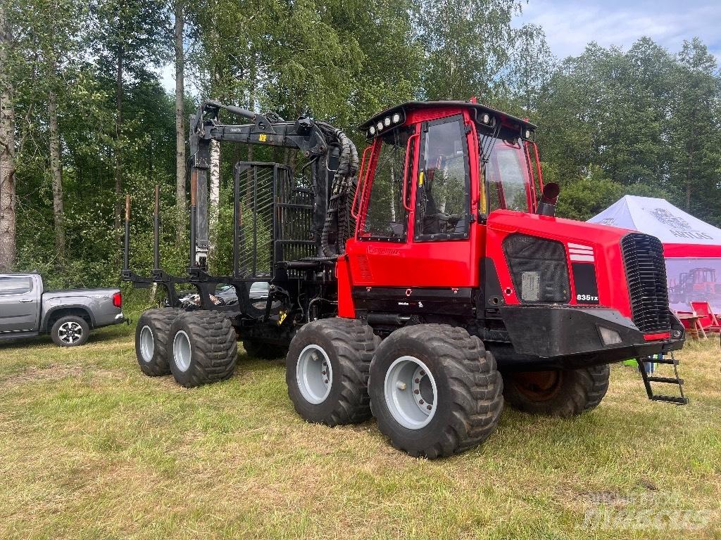 Komatsu 835 Форвардеры