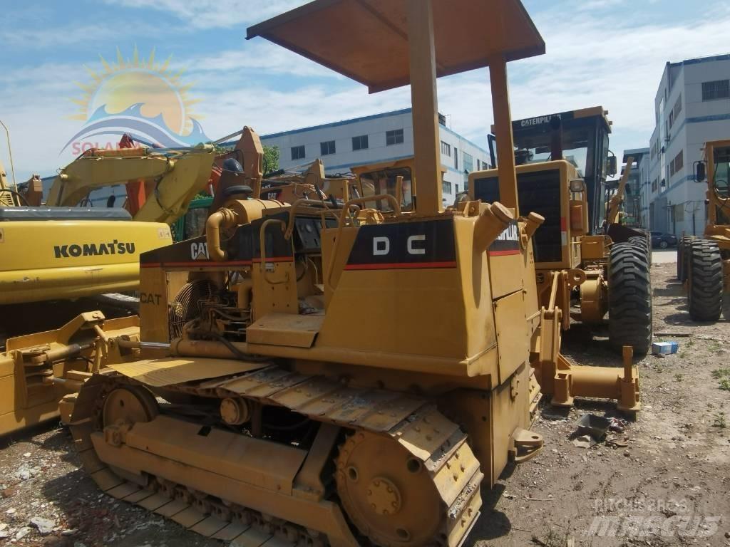 CAT D 3 C Гусеничные бульдозеры