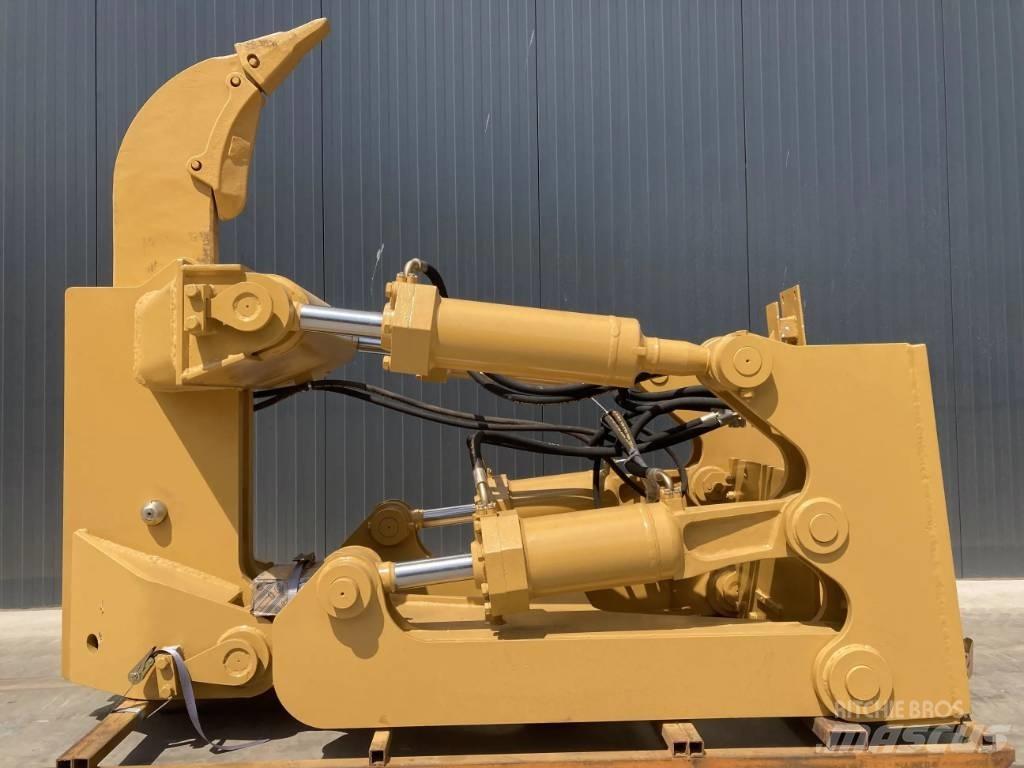 CAT D8T Навесные рыхлители