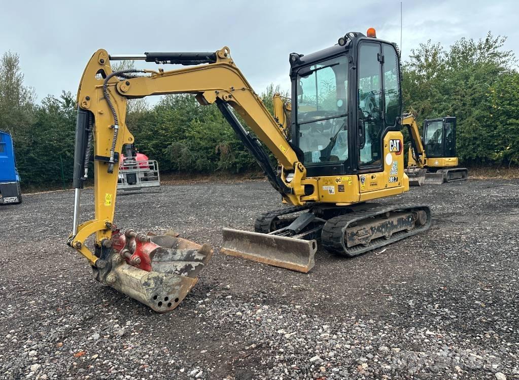 CAT 302.7 CR Мини-экскаваторы