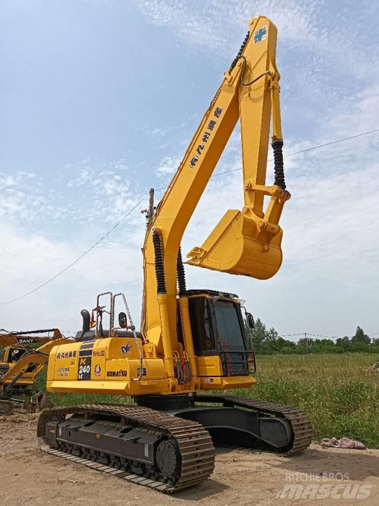 Komatsu PC 240 Гусеничные экскаваторы