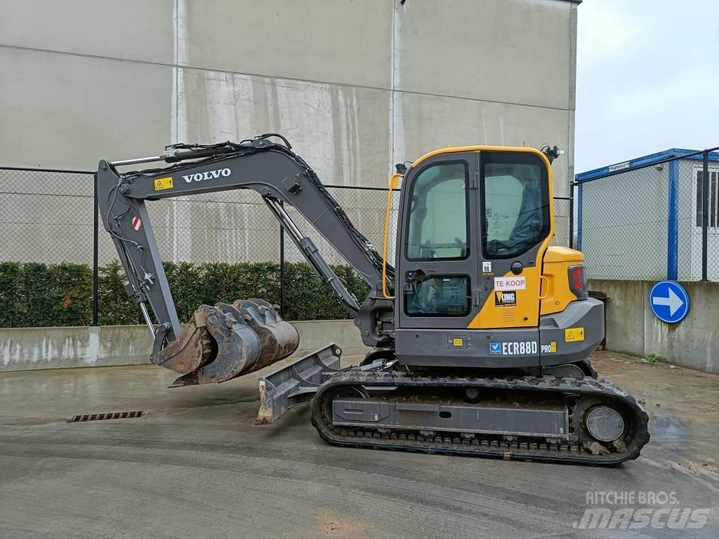Volvo ECR 88 D Колёсные экскаваторы