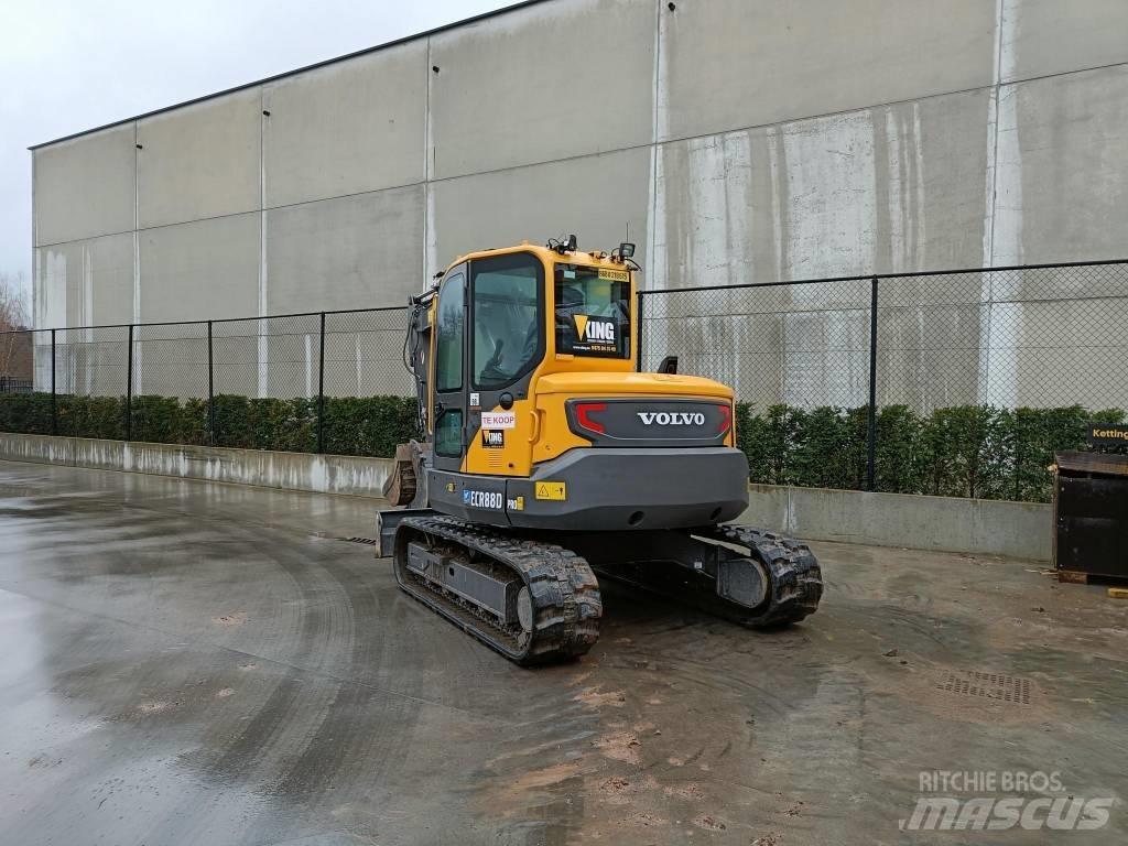 Volvo ECR 88 D Колёсные экскаваторы