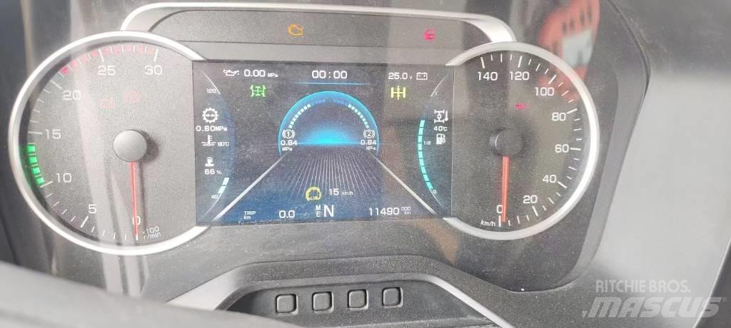 Sany SAC3000C8-8 Автокраны