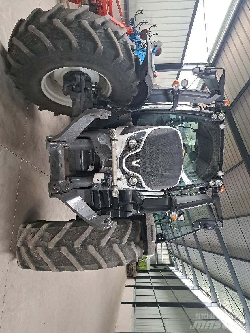 Valtra N155 Трактора