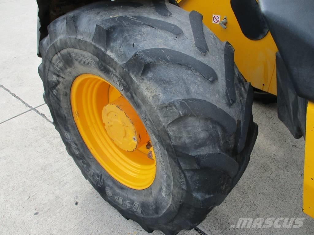 JCB 526 S (628) Телескопические погрузчики