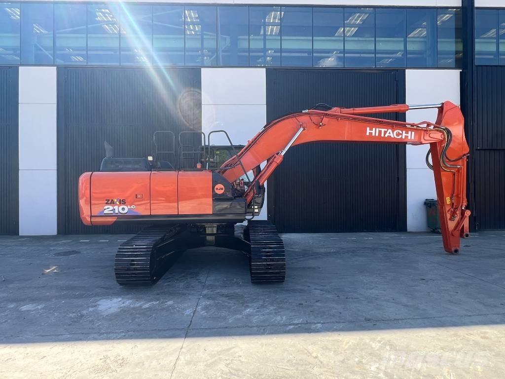 Hitachi ZX 210 LC-6 Гусеничные экскаваторы