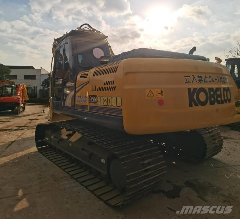 Kobelco SK 200 Гусеничные экскаваторы