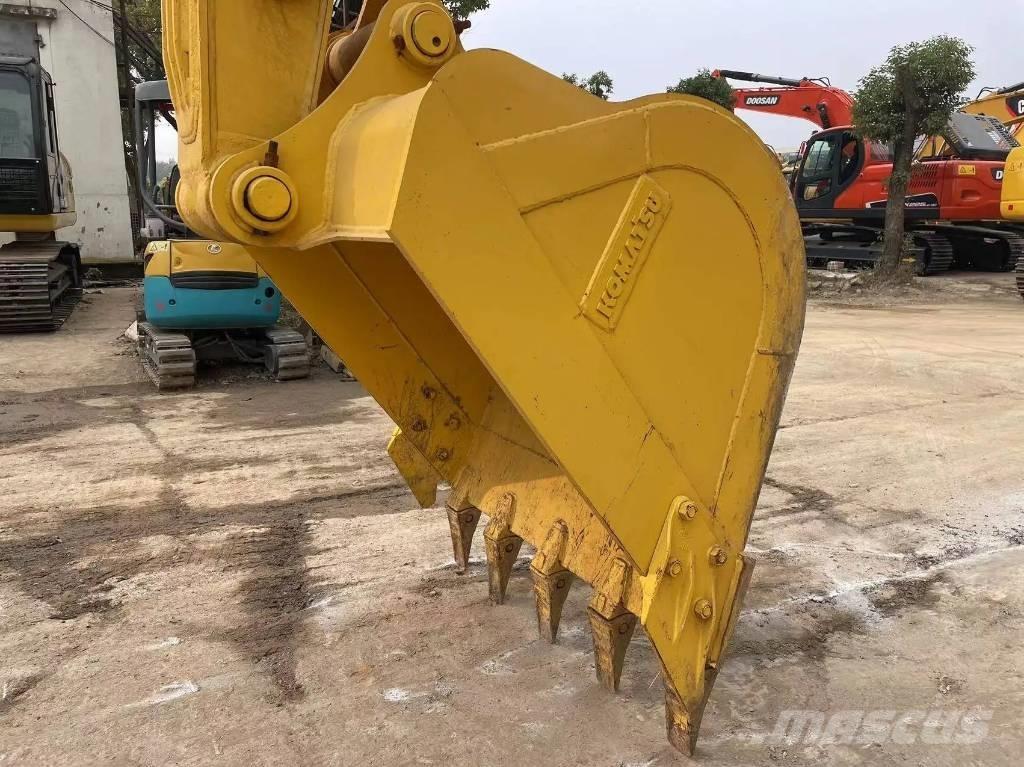 Komatsu PC240-8 Гусеничные экскаваторы
