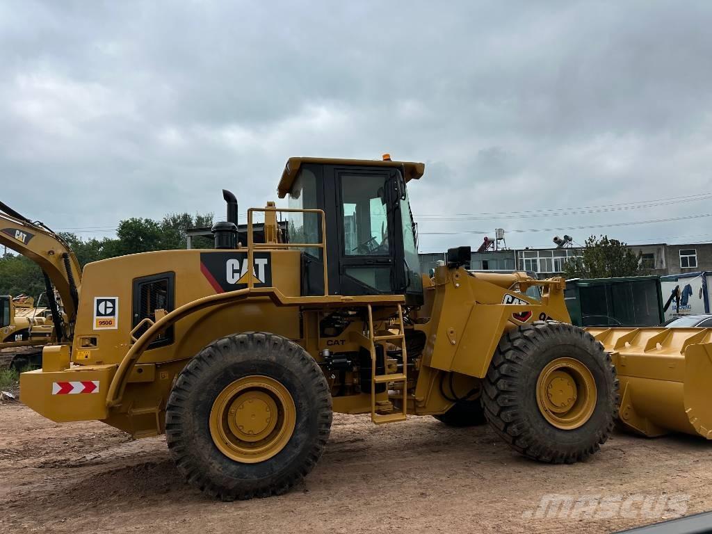 CAT 950G Фронтальные погрузчики