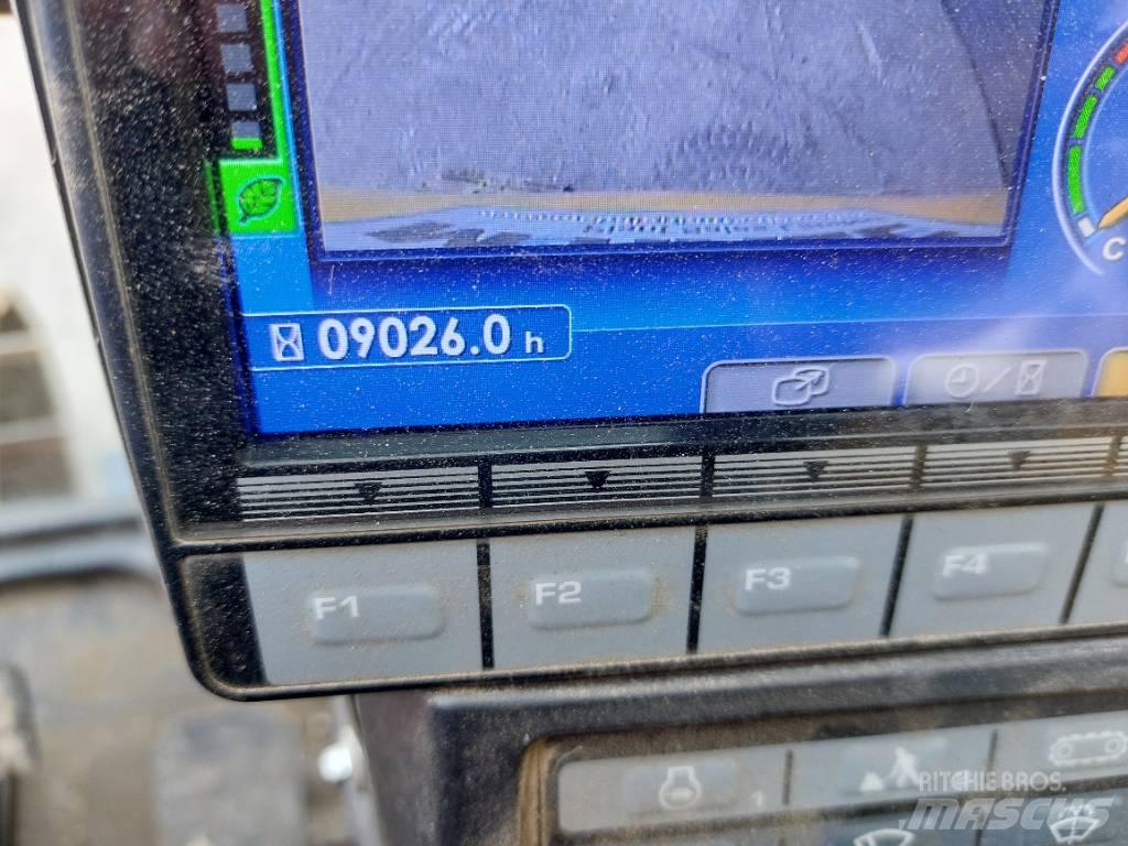 Komatsu PC138USLC-11 Гусеничные экскаваторы