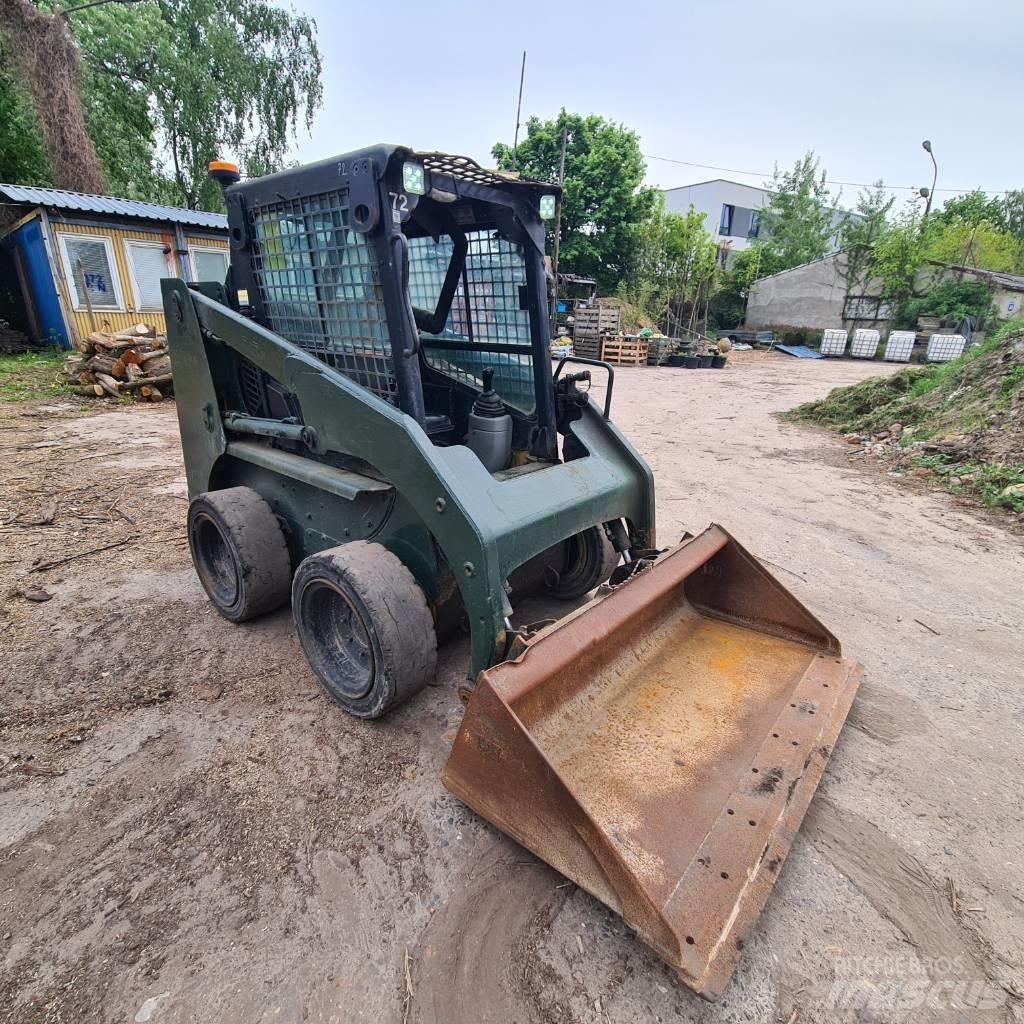 CAT 226 Мини-погрузчики