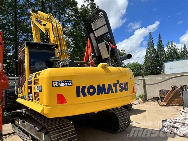 Komatsu PC 200-8 Гусеничные экскаваторы