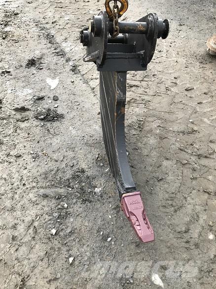  RIPPER TOOTH JCB 3CX Ковши