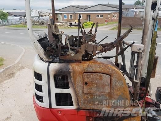 Takeuchi TB215R Строительная техника - Другие