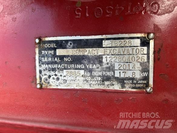 Takeuchi TB228 Строительная техника - Другие