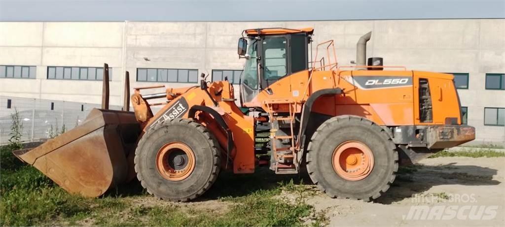 Doosan DL550-5 Фронтальные погрузчики