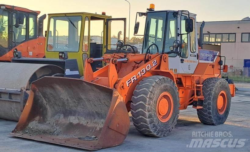 Fiat-Hitachi FR130-2 Фронтальные погрузчики