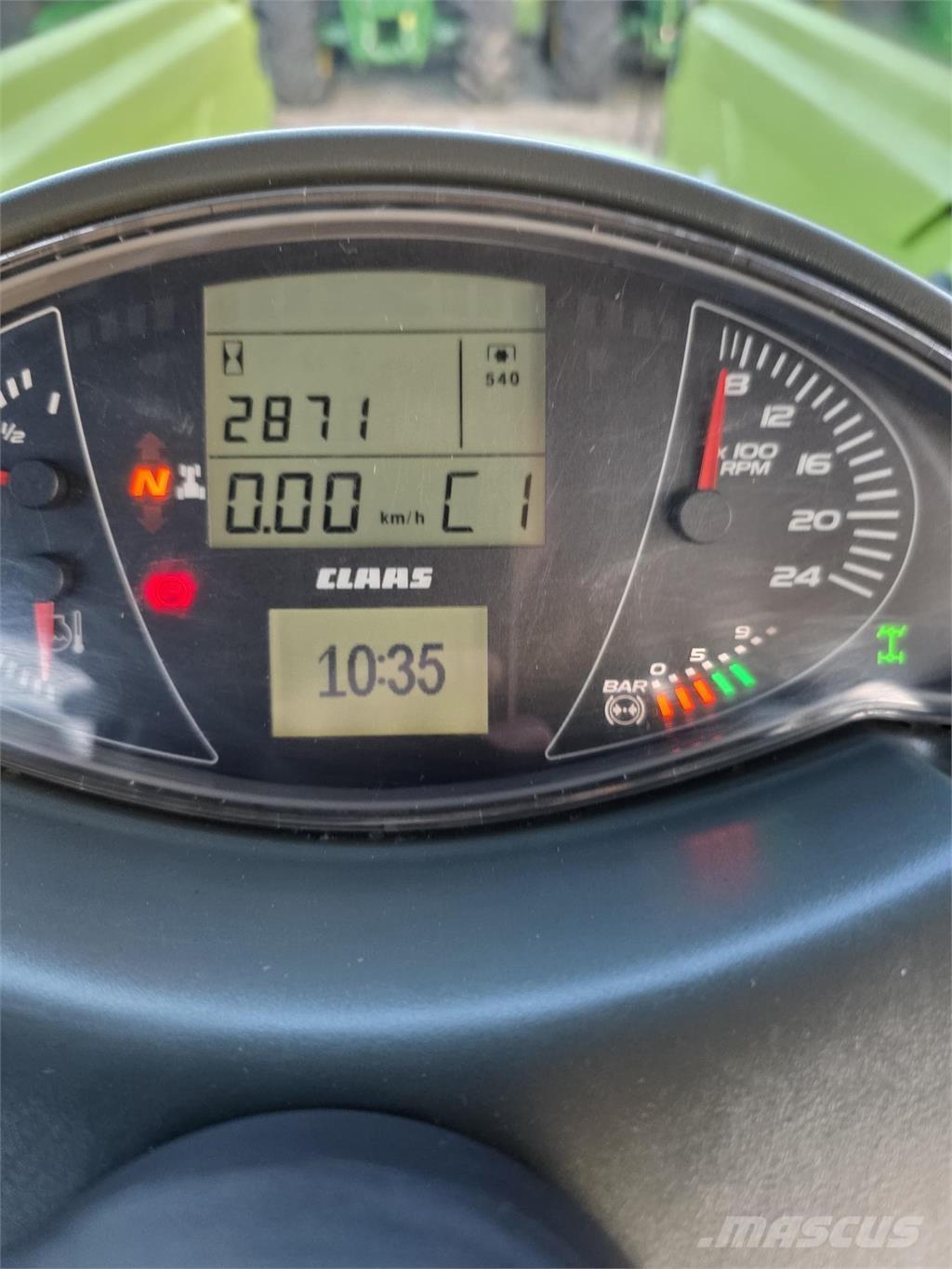 CLAAS Arion 440 Трактора