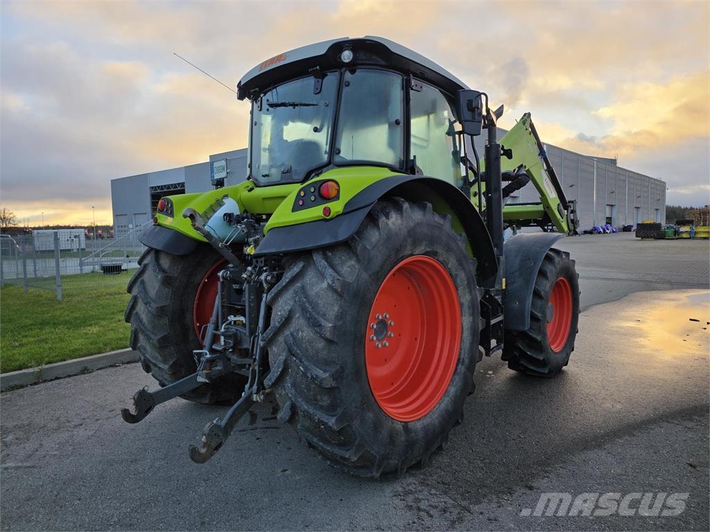 CLAAS Arion 440 Трактора