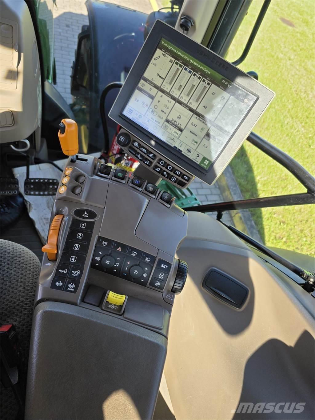 John Deere 6215R Трактора