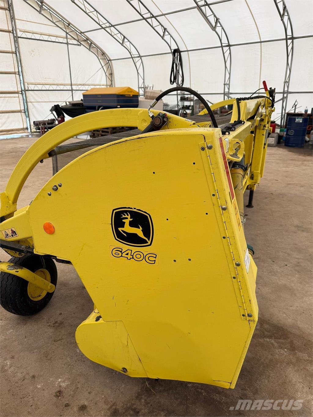 John Deere 7380 Прицепные кормоуборочные комбайны