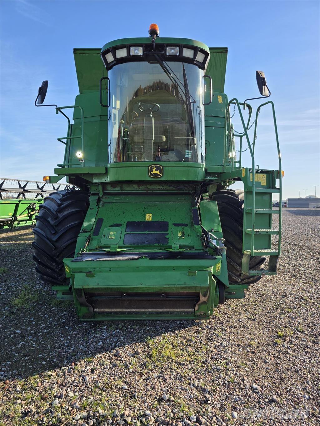 John Deere 9680 WTS Зерноуборочные комбайны