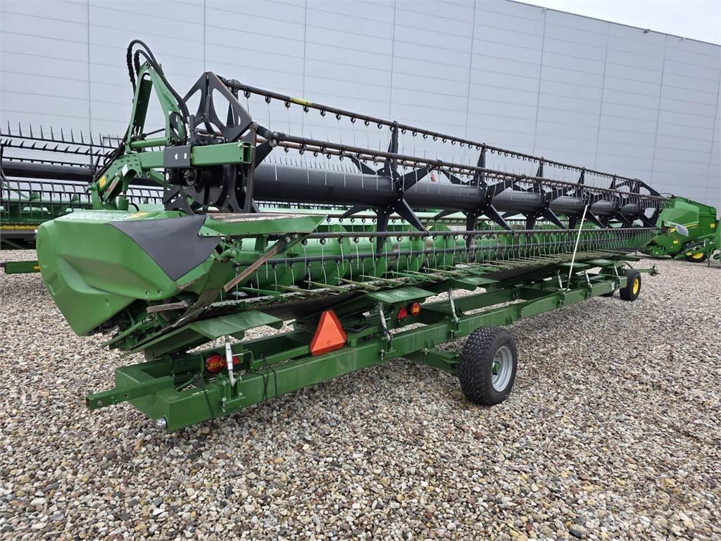 John Deere S690 Зерноуборочные комбайны