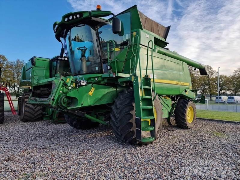 John Deere T660 Зерноуборочные комбайны