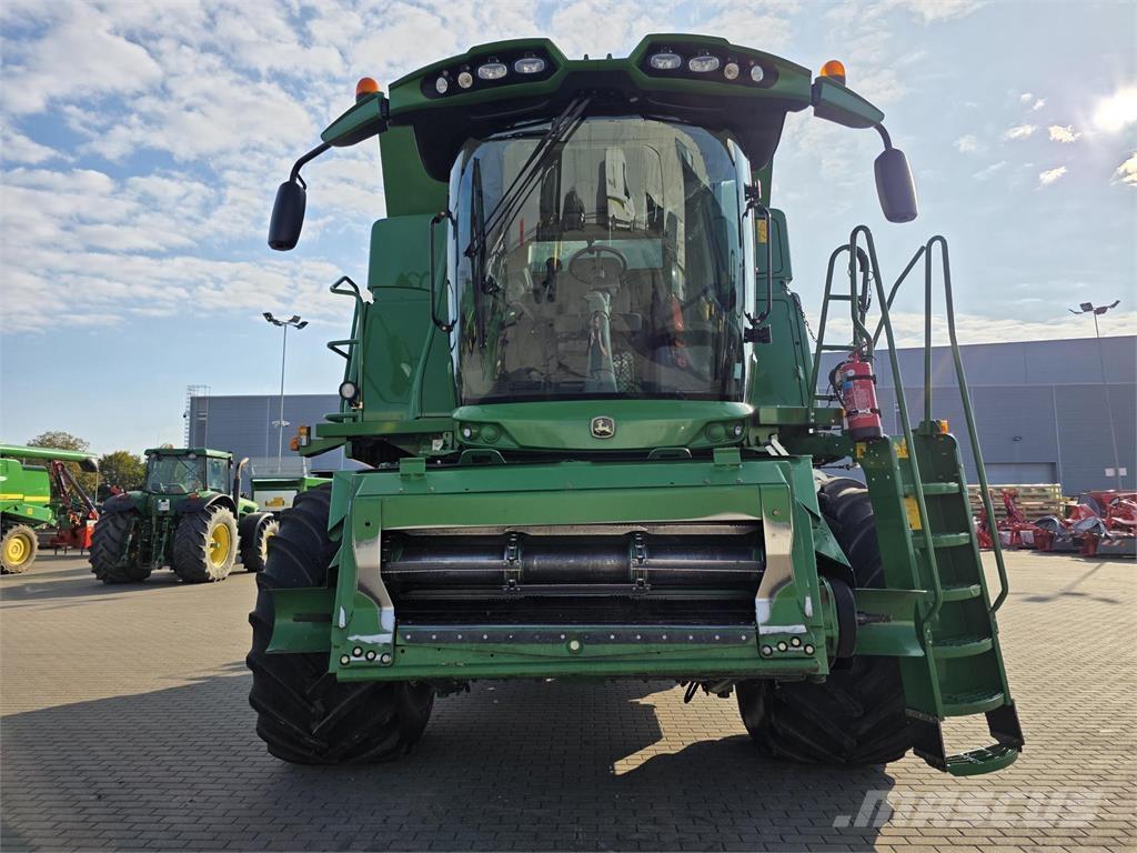John Deere T660 Зерноуборочные комбайны