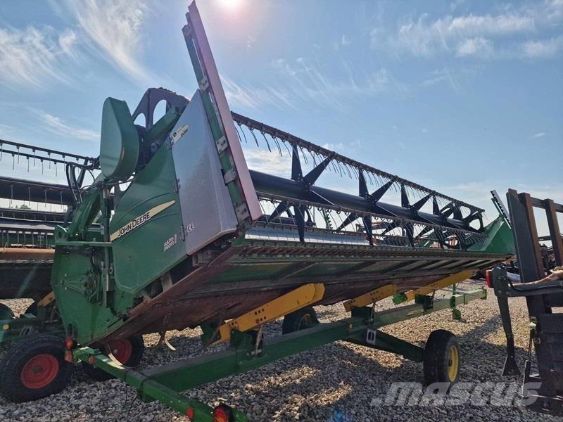 John Deere T670 Зерноуборочные комбайны
